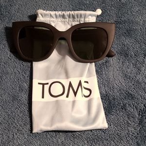 TOMS Sunglasses